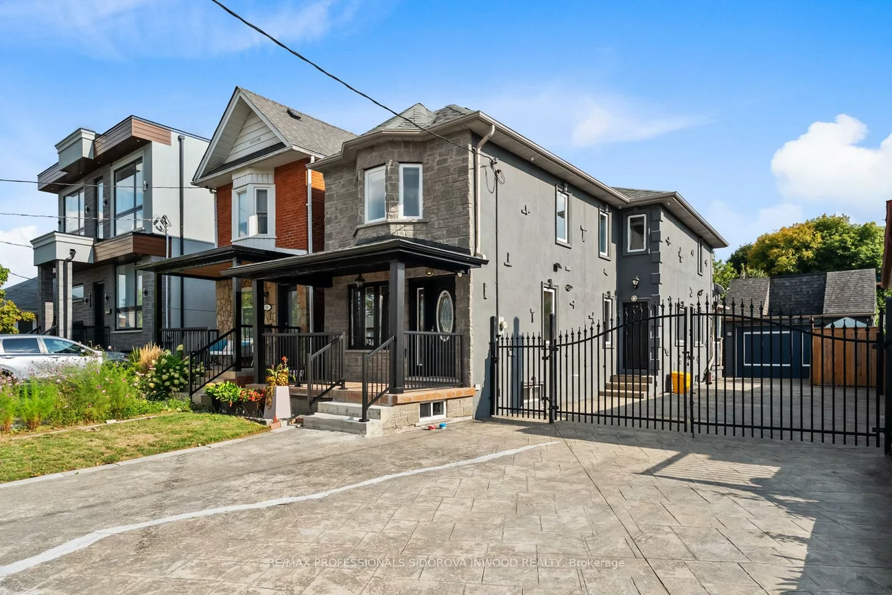 197, Lambton, Rockcliffe-Smythe, Toronto