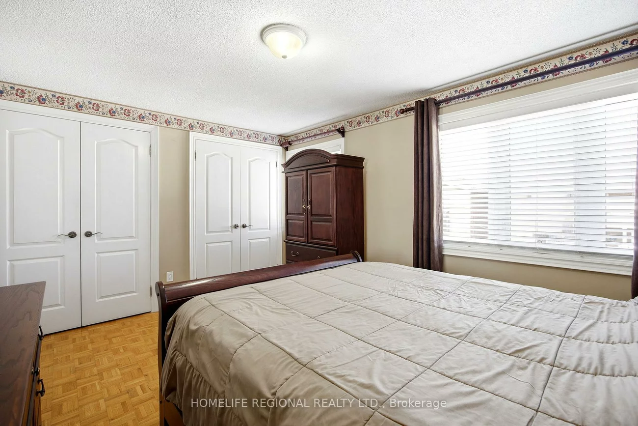 122, Beaver, Dovercourt-Wallace Emerson-Junction, Toronto