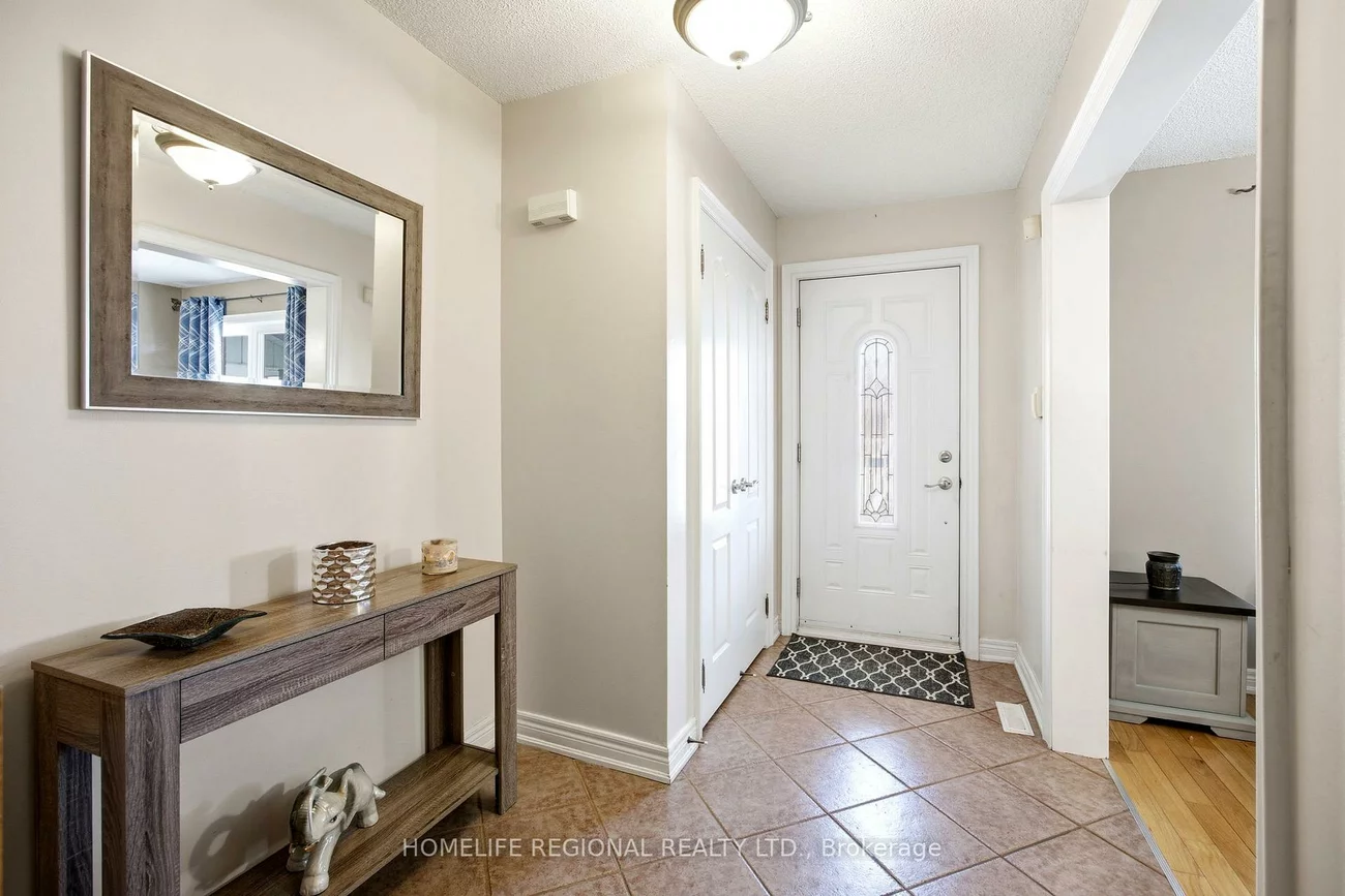 122, Beaver, Dovercourt-Wallace Emerson-Junction, Toronto