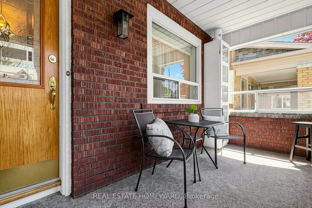 117, Evans, Runnymede-Bloor West Village, Toronto