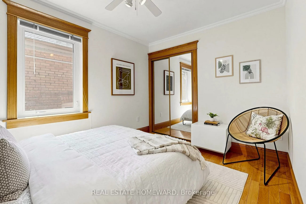 117, Evans, Runnymede-Bloor West Village, Toronto