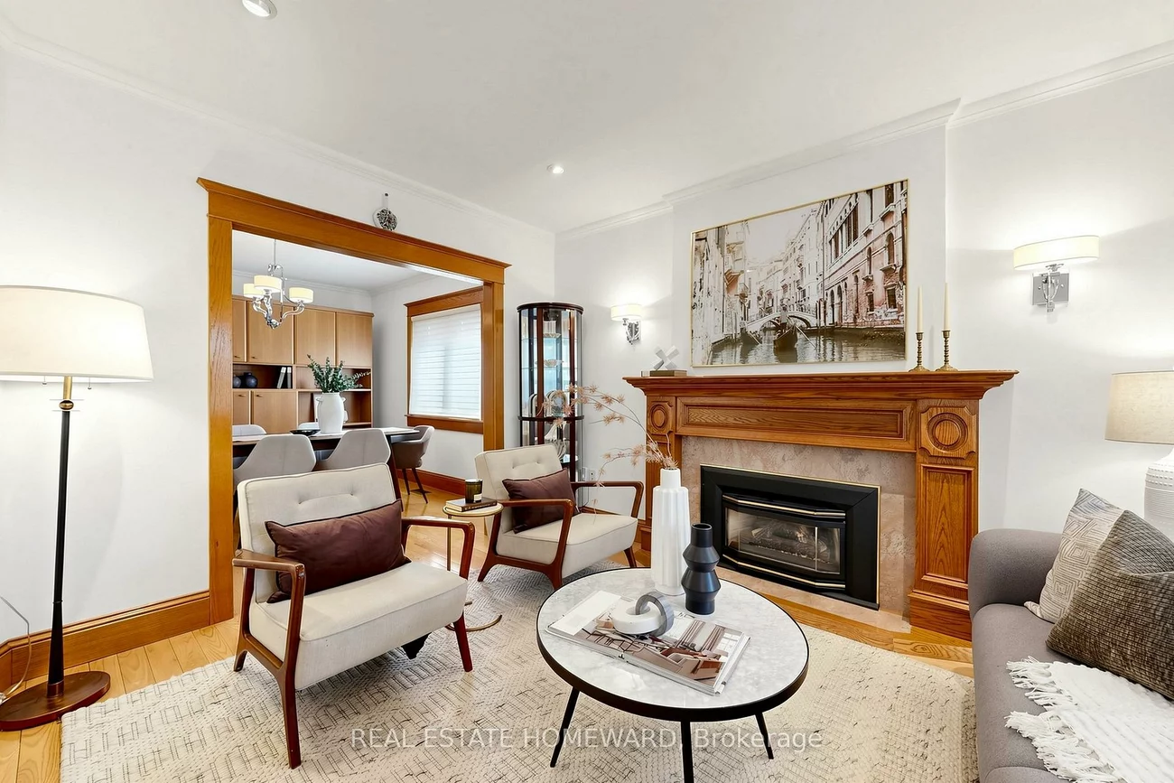 117, Evans, Runnymede-Bloor West Village, Toronto