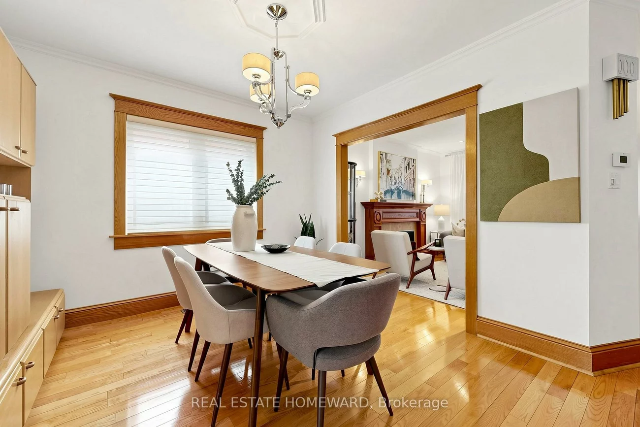 117, Evans, Runnymede-Bloor West Village, Toronto