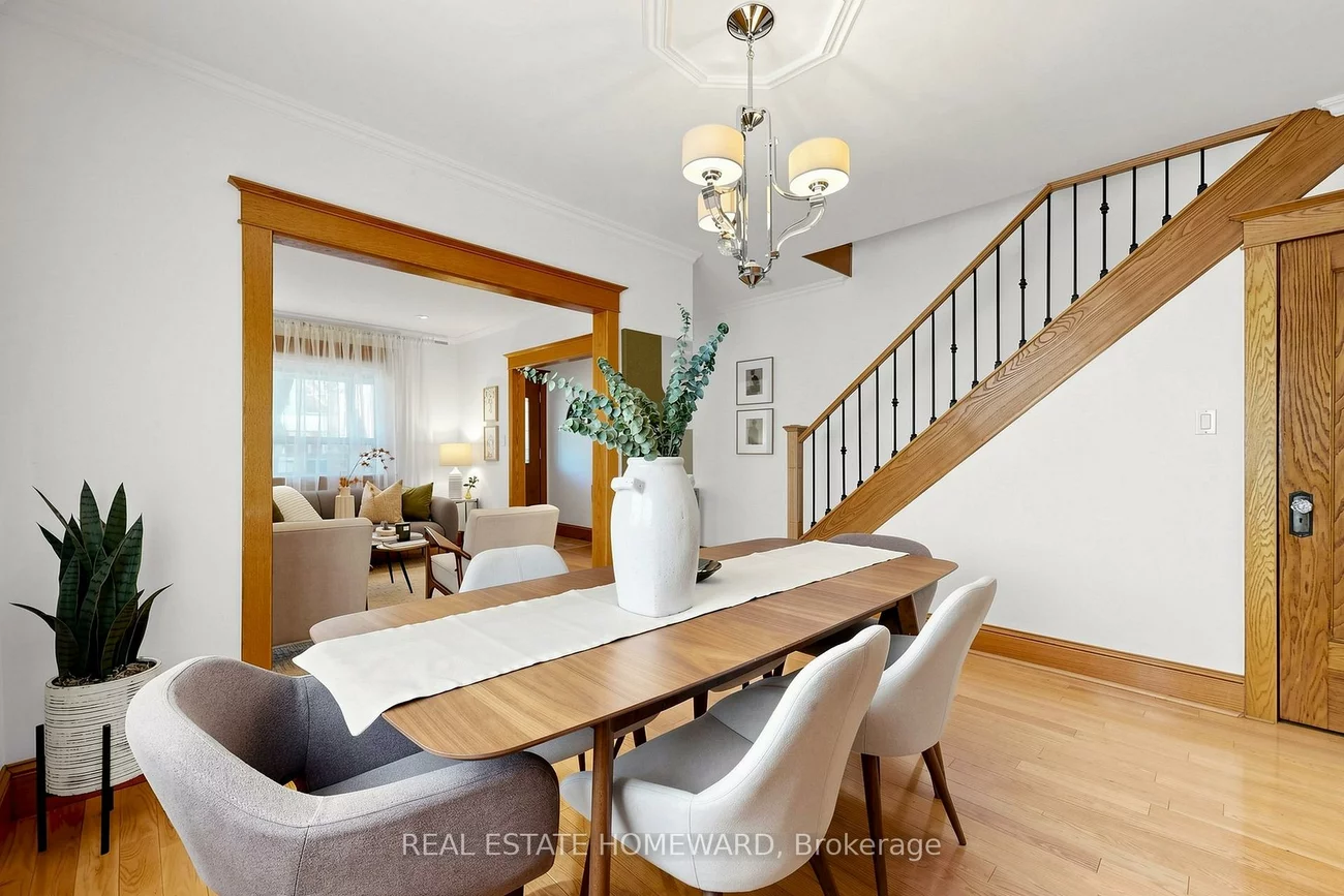 117, Evans, Runnymede-Bloor West Village, Toronto