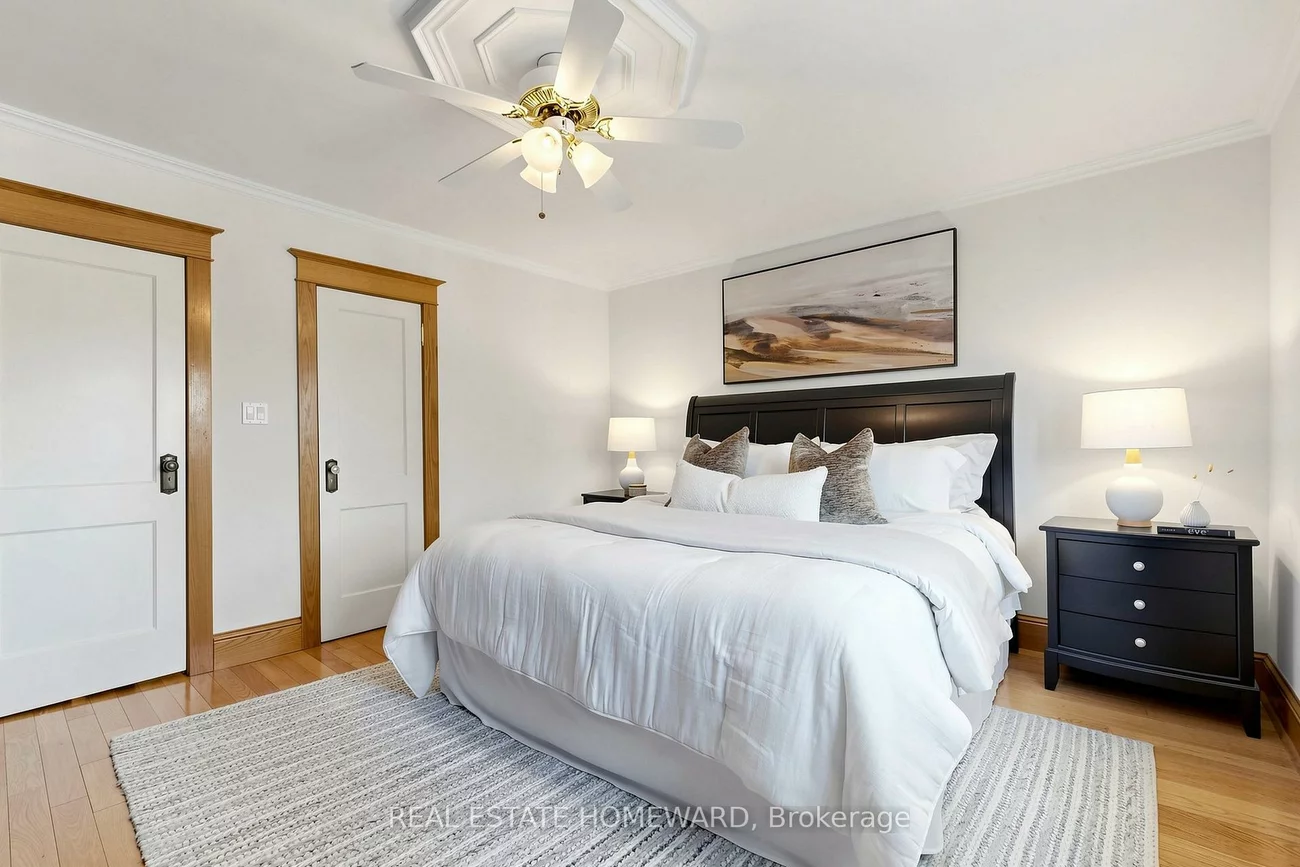 117, Evans, Runnymede-Bloor West Village, Toronto
