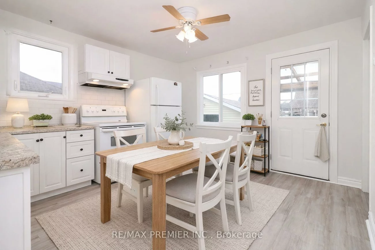 15, Boniface, Elms-Old Rexdale, Toronto