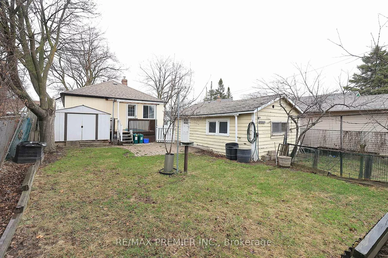 15, Boniface, Elms-Old Rexdale, Toronto