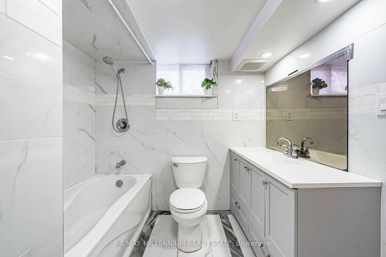 271, Thistle Down, Thistletown-Beaumonde Heights, Toronto