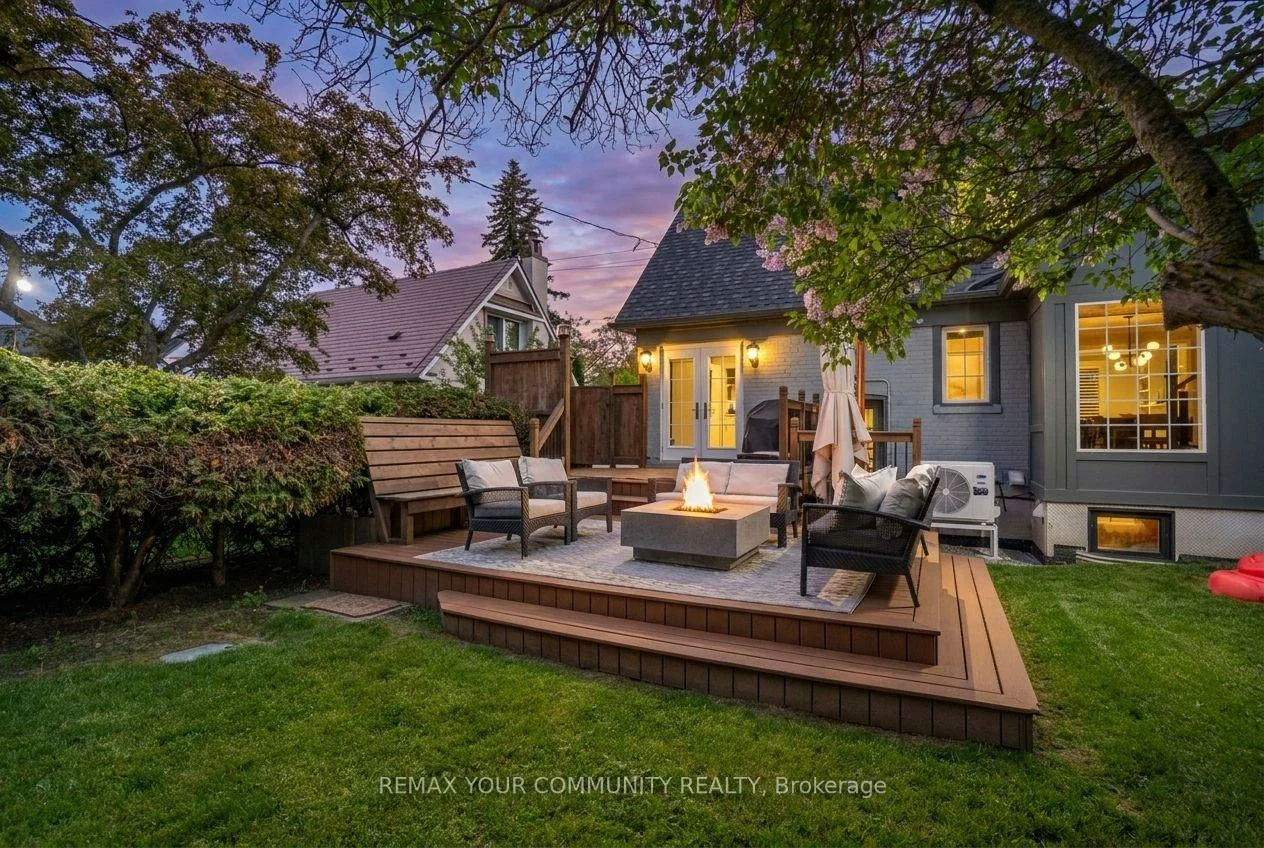 1445, Islington, Edenbridge-Humber Valley, Toronto