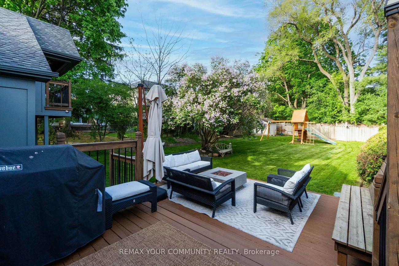 1445, Islington, Edenbridge-Humber Valley, Toronto