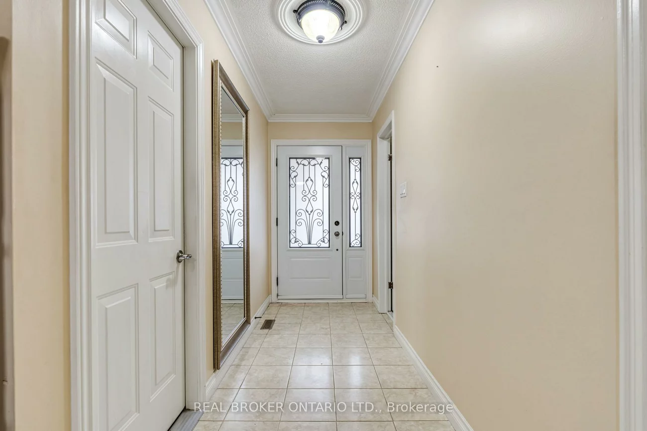 56A, Treeview, Alderwood, Toronto