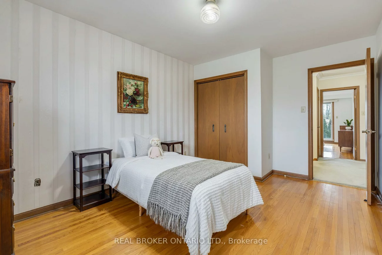 56A, Treeview, Alderwood, Toronto