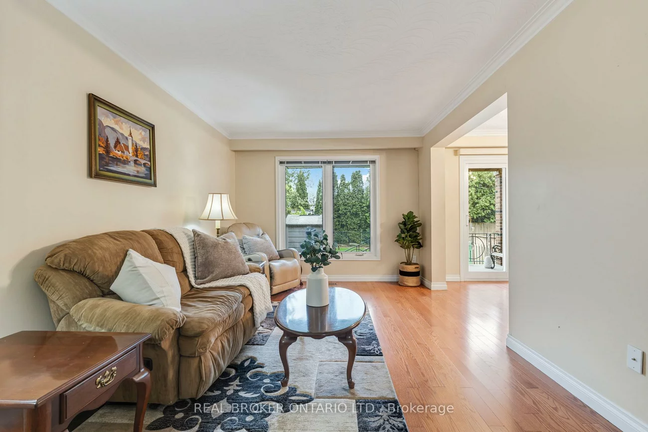 56A, Treeview, Alderwood, Toronto