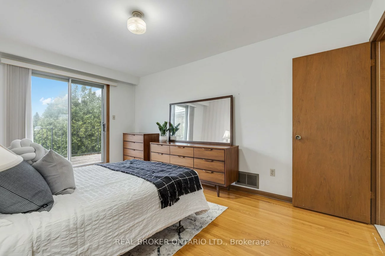 56A, Treeview, Alderwood, Toronto