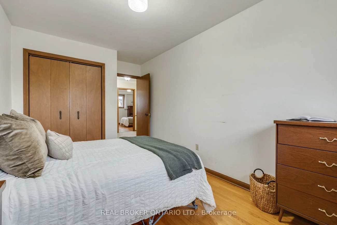 56A, Treeview, Alderwood, Toronto