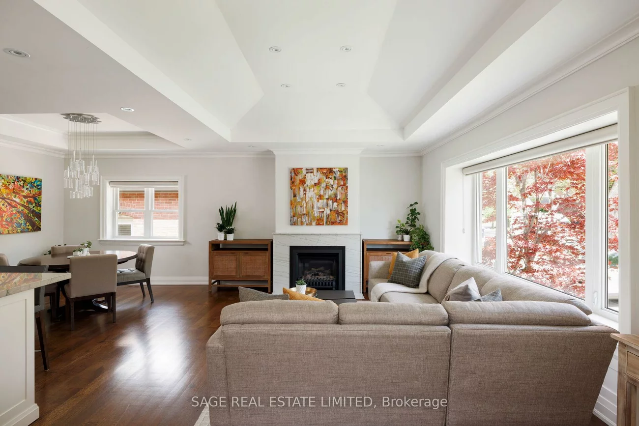 102, Humbervale, Stonegate-Queensway, Toronto