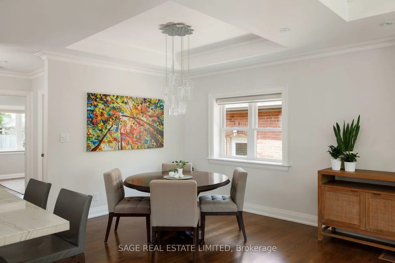 102, Humbervale, Stonegate-Queensway, Toronto