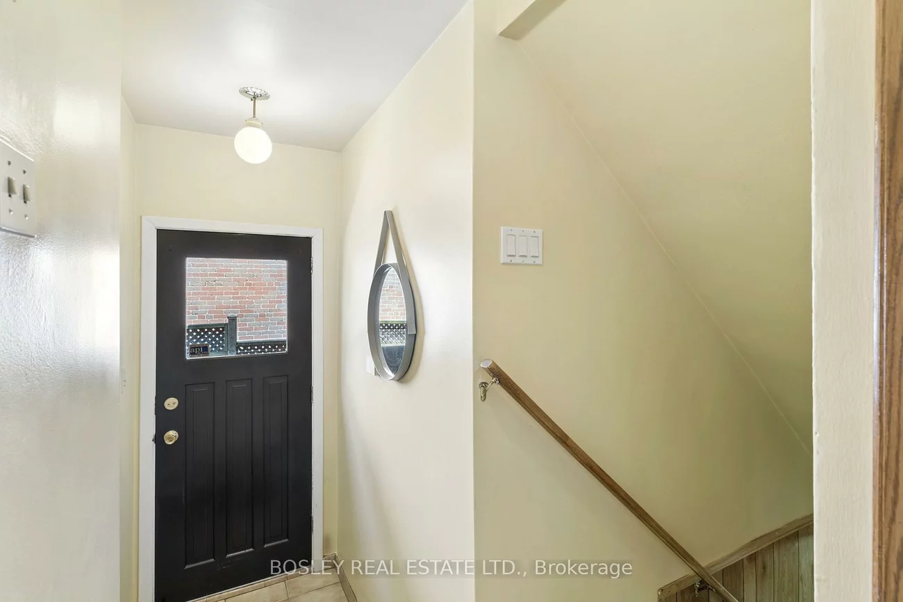 96, Macdonald, Weston, Toronto