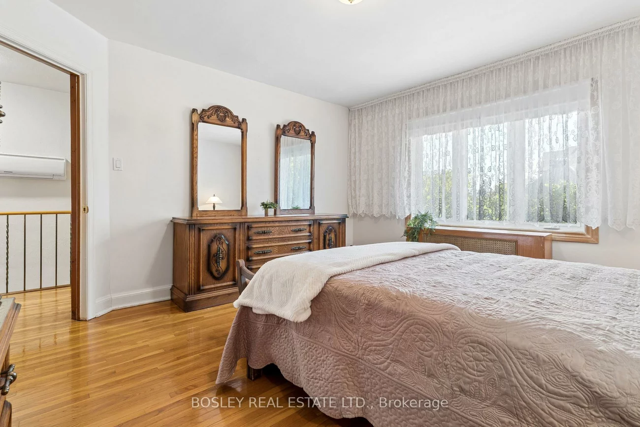 96, Macdonald, Weston, Toronto