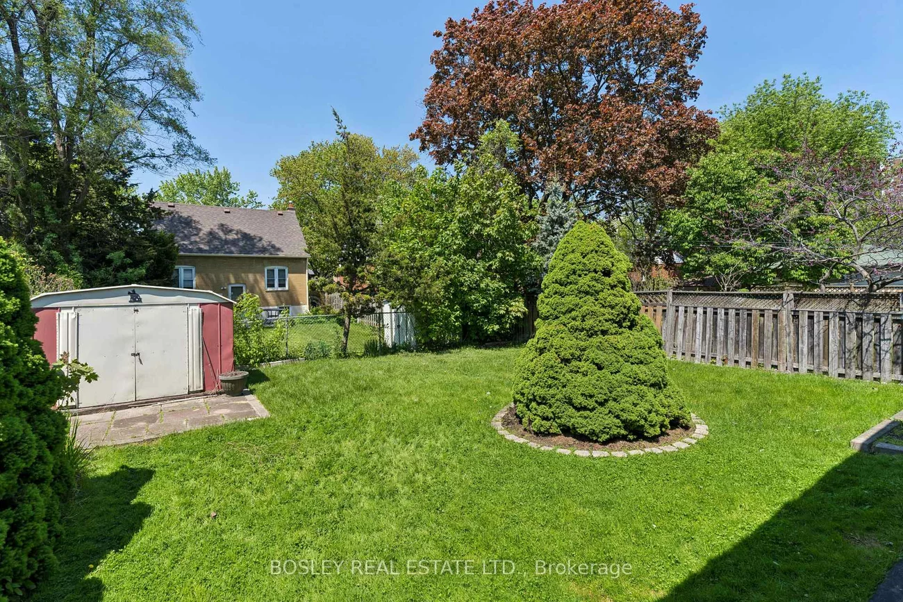 96, Macdonald, Weston, Toronto
