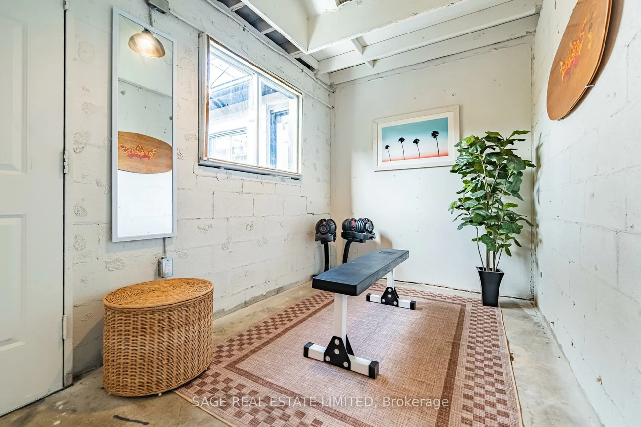 39A, Uxbridge, Weston-Pellam Park, Toronto