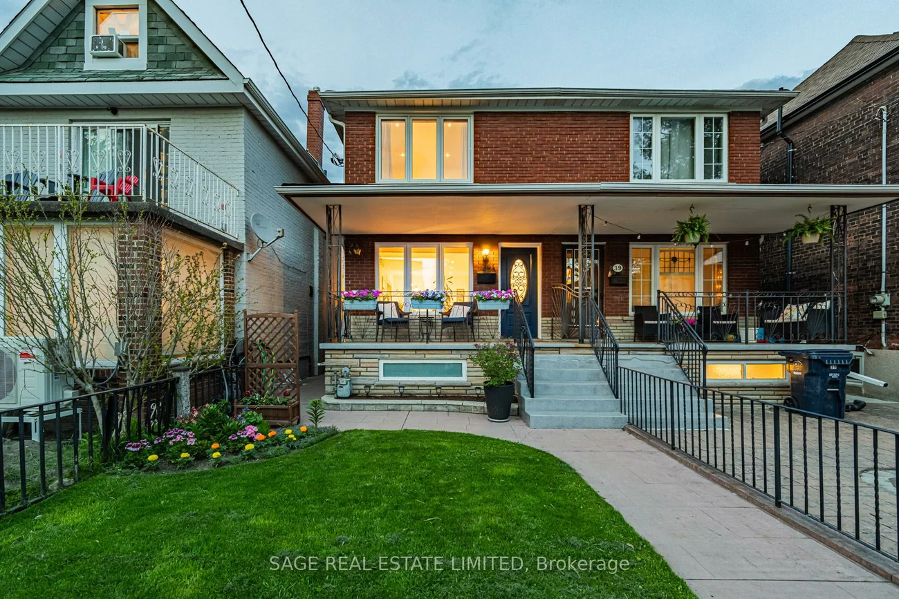 39A, Uxbridge, Weston-Pellam Park, Toronto