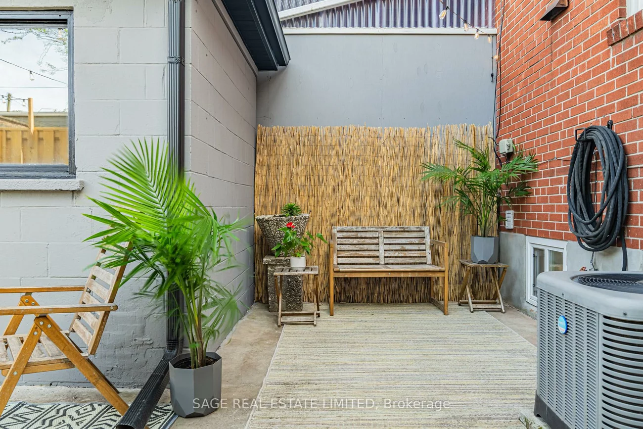 39A, Uxbridge, Weston-Pellam Park, Toronto