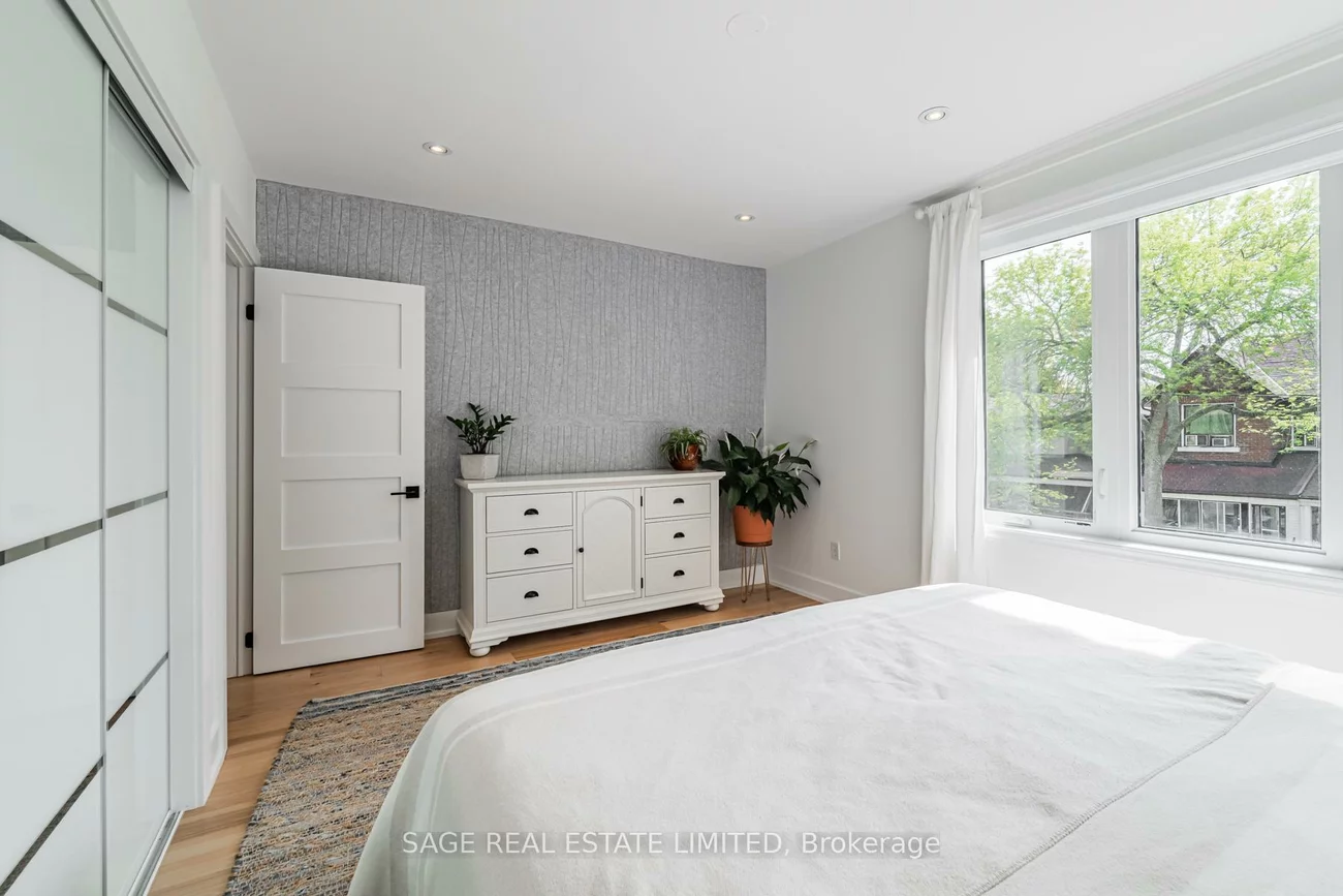39A, Uxbridge, Weston-Pellam Park, Toronto
