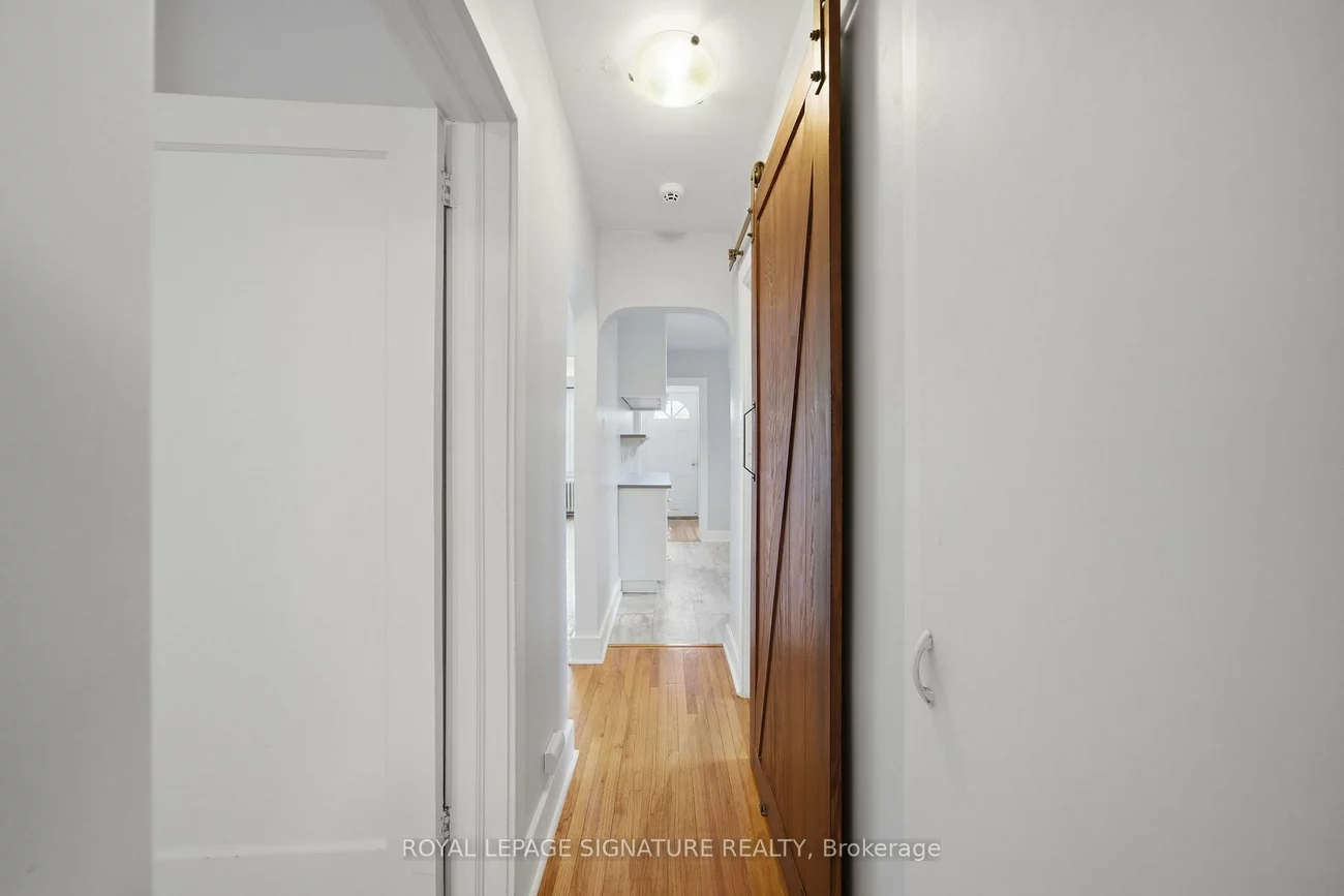20, Aldgate, Stonegate-Queensway, Toronto