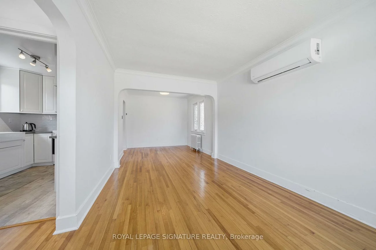 20, Aldgate, Stonegate-Queensway, Toronto
