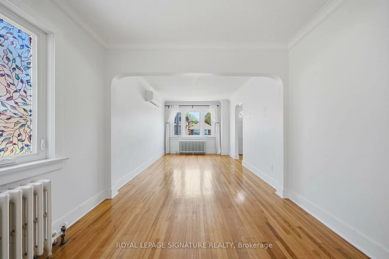 20, Aldgate, Stonegate-Queensway, Toronto