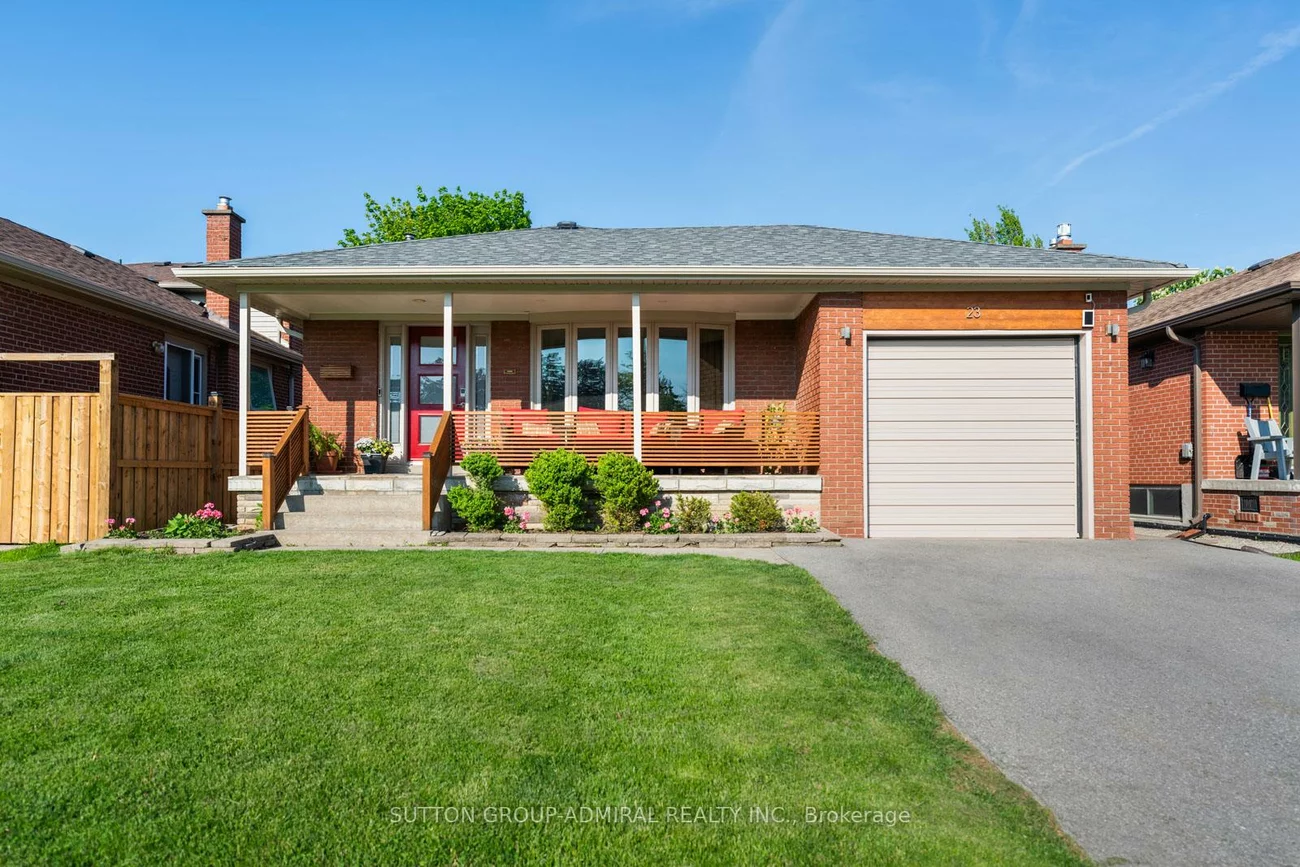 23, Groverdale, Etobicoke West Mall, Toronto