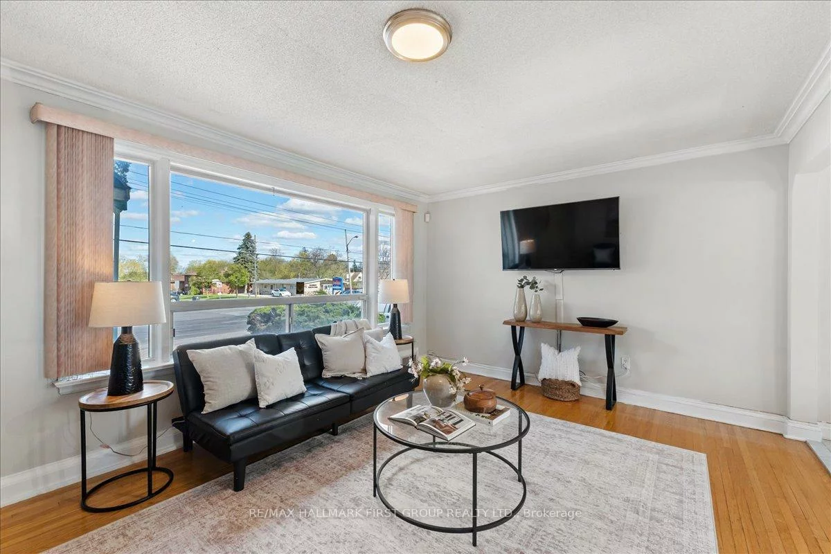 2690, Islington, Thistletown-Beaumonde Heights, Toronto