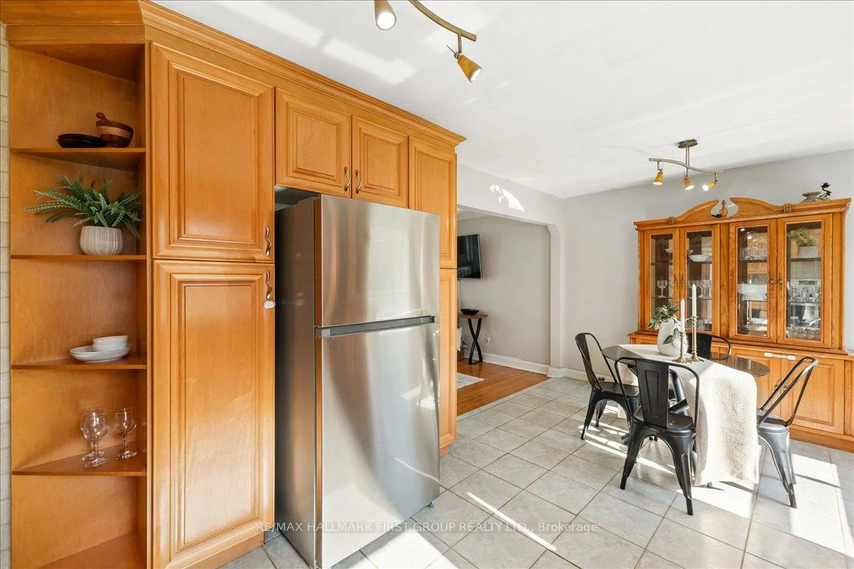 2690, Islington, Thistletown-Beaumonde Heights, Toronto