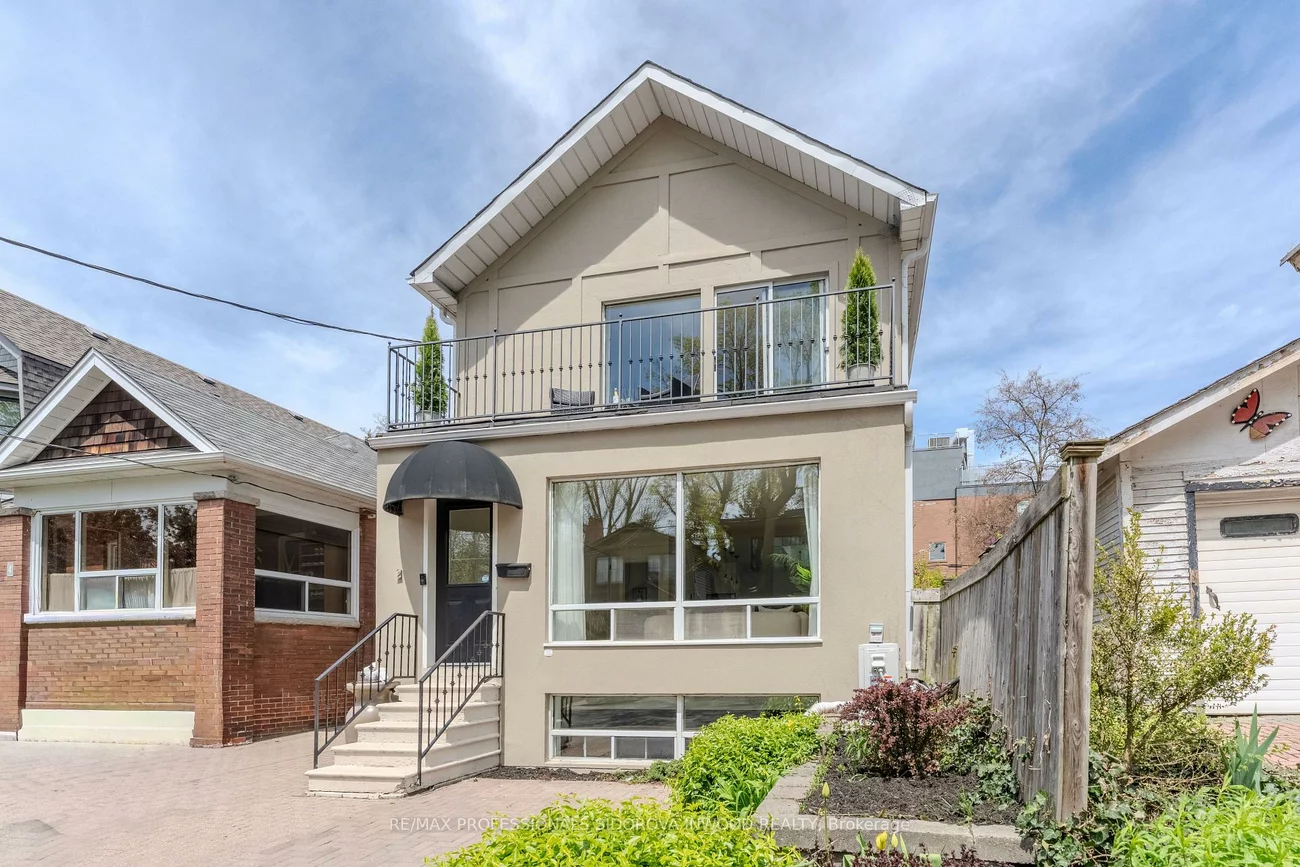 2, Ostend, High Park-Swansea, Toronto