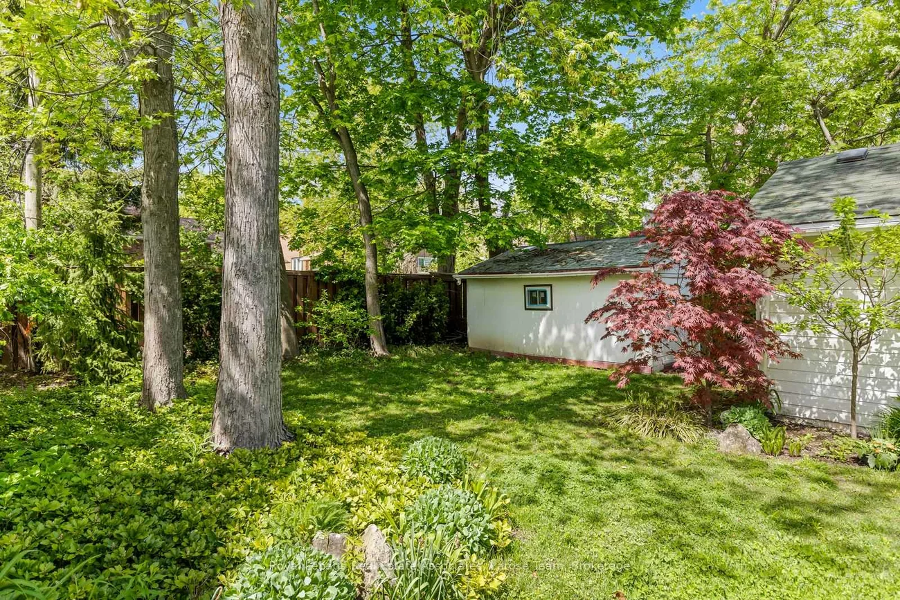 10, Iris, Long Branch, Toronto