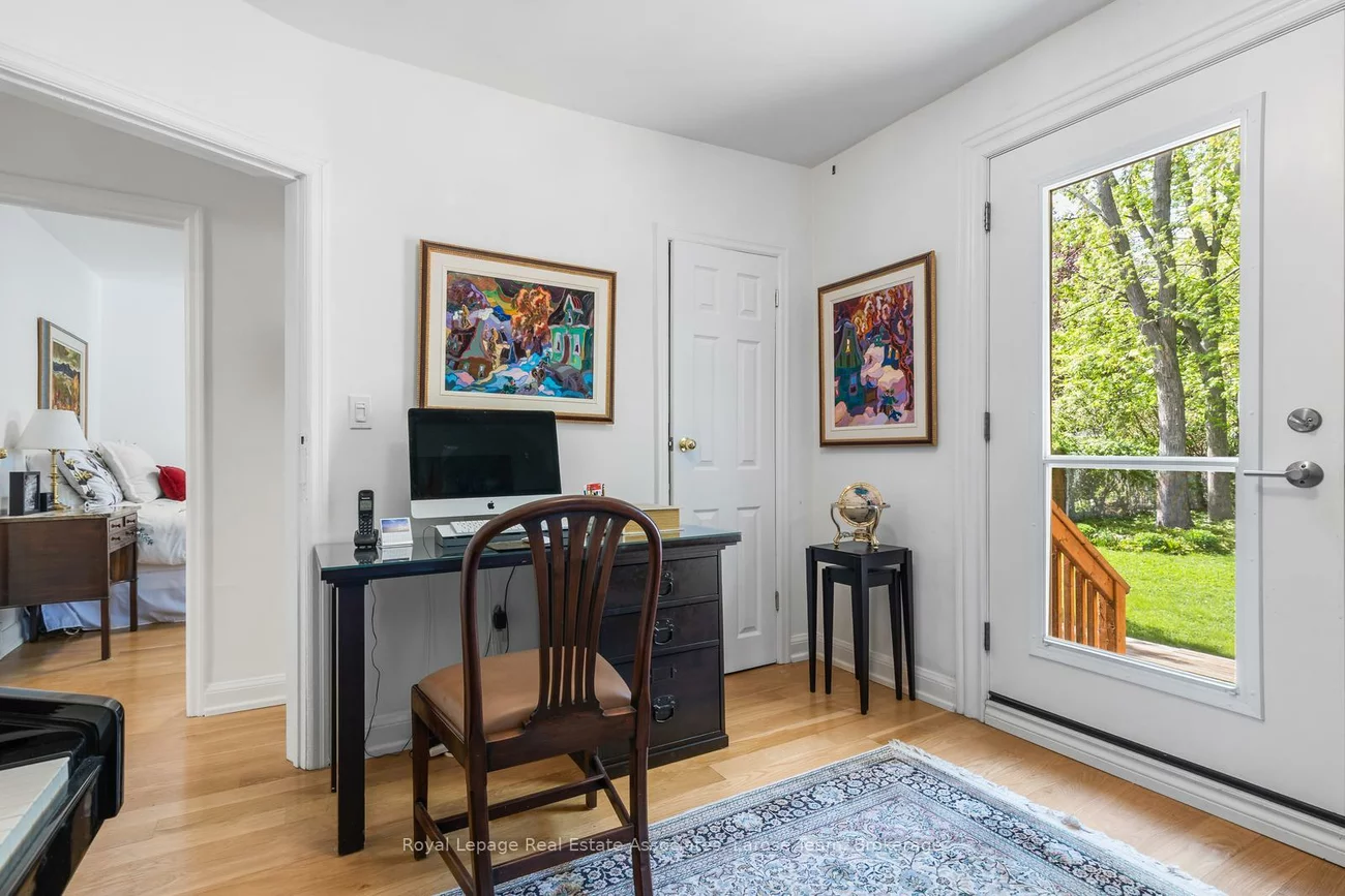 10, Iris, Long Branch, Toronto