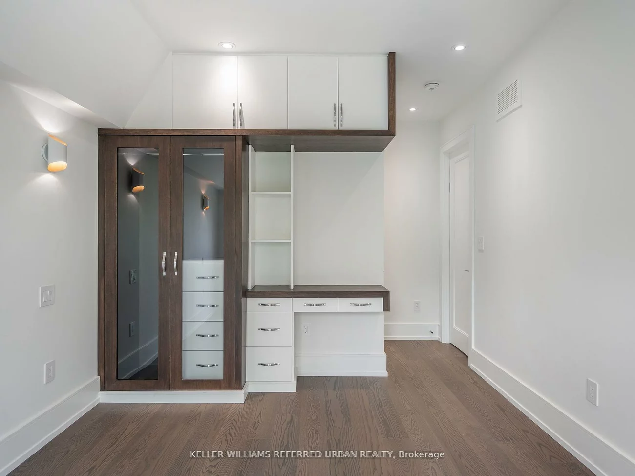 327, Melrose, Mimico, Toronto