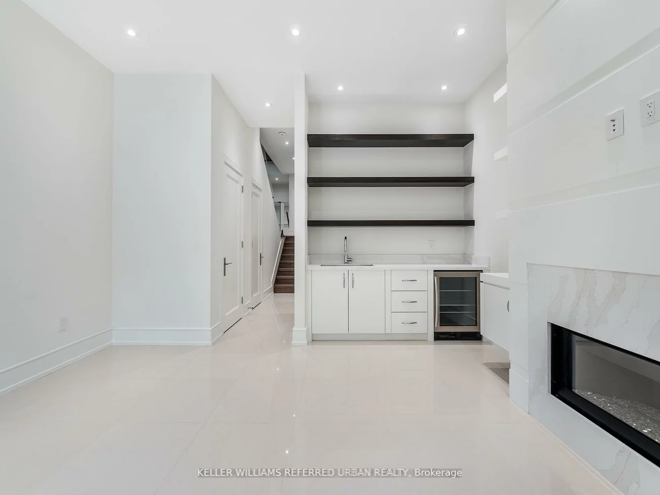 327, Melrose, Mimico, Toronto