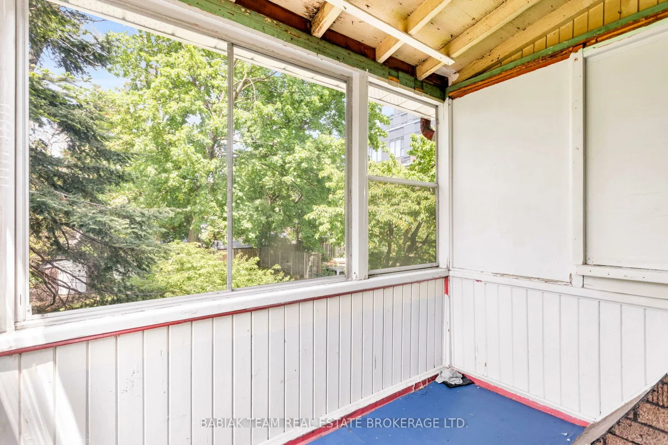82, Howard Park, High Park-Swansea, Toronto