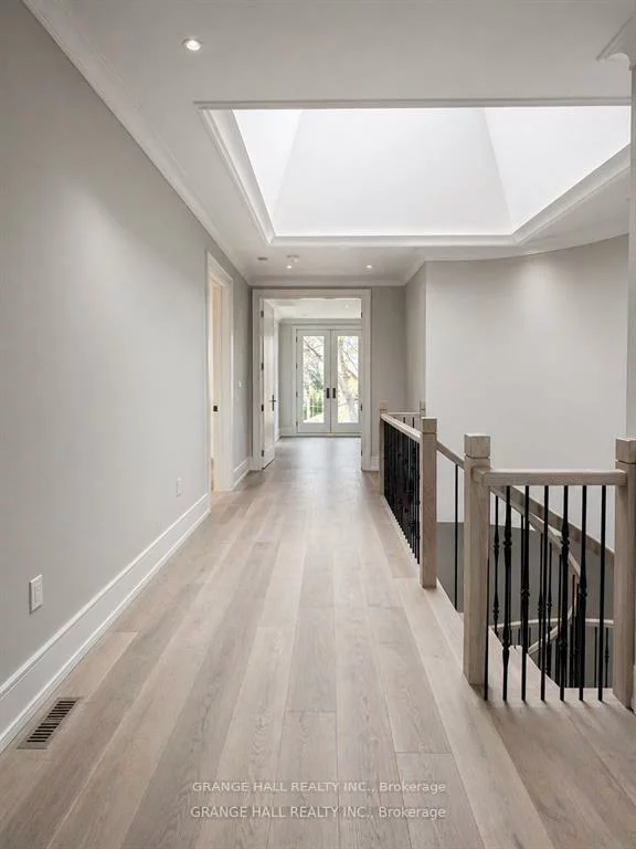 16, Barker, Thistletown-Beaumonde Heights, Toronto