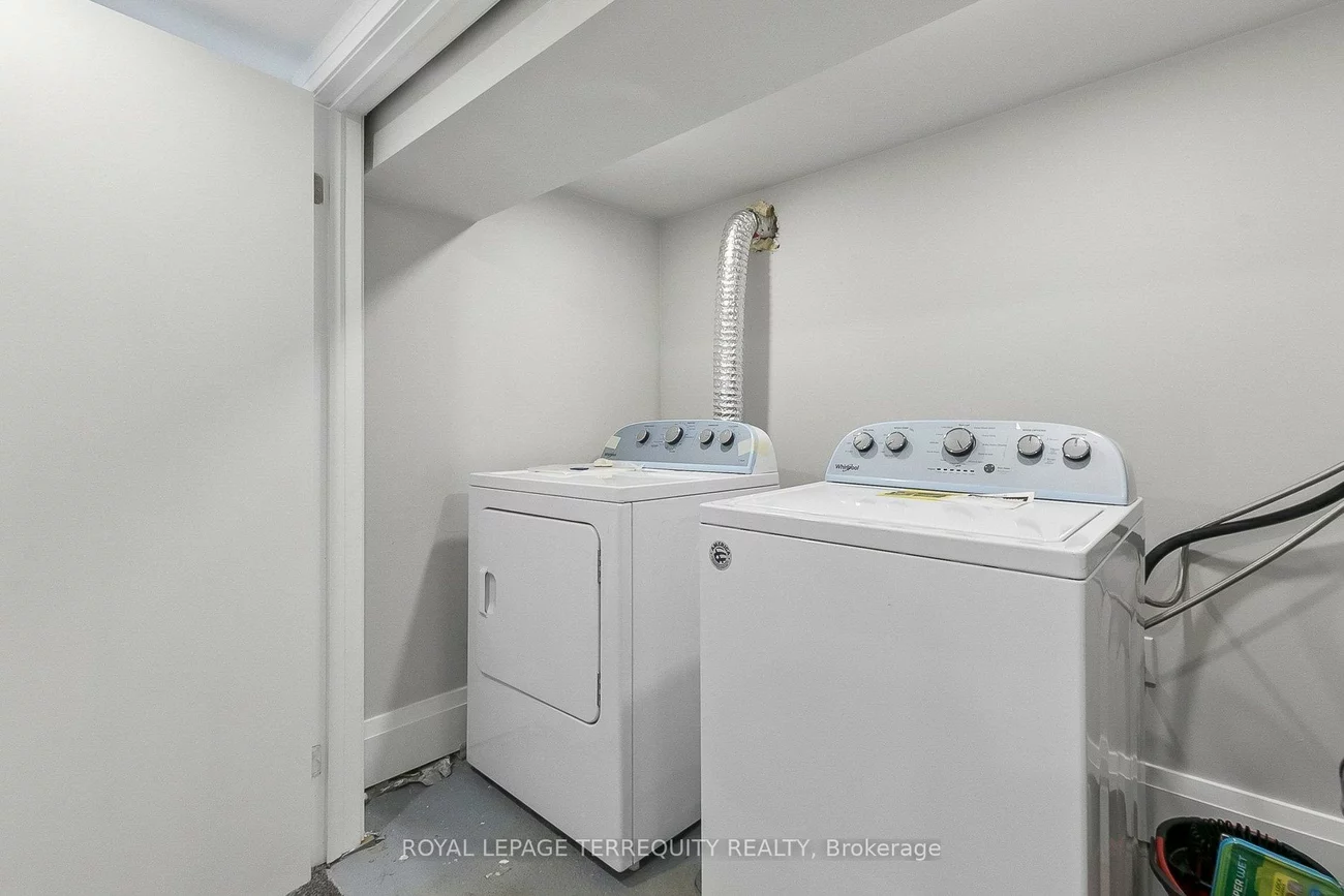 407, Annette, Runnymede-Bloor West Village, Toronto