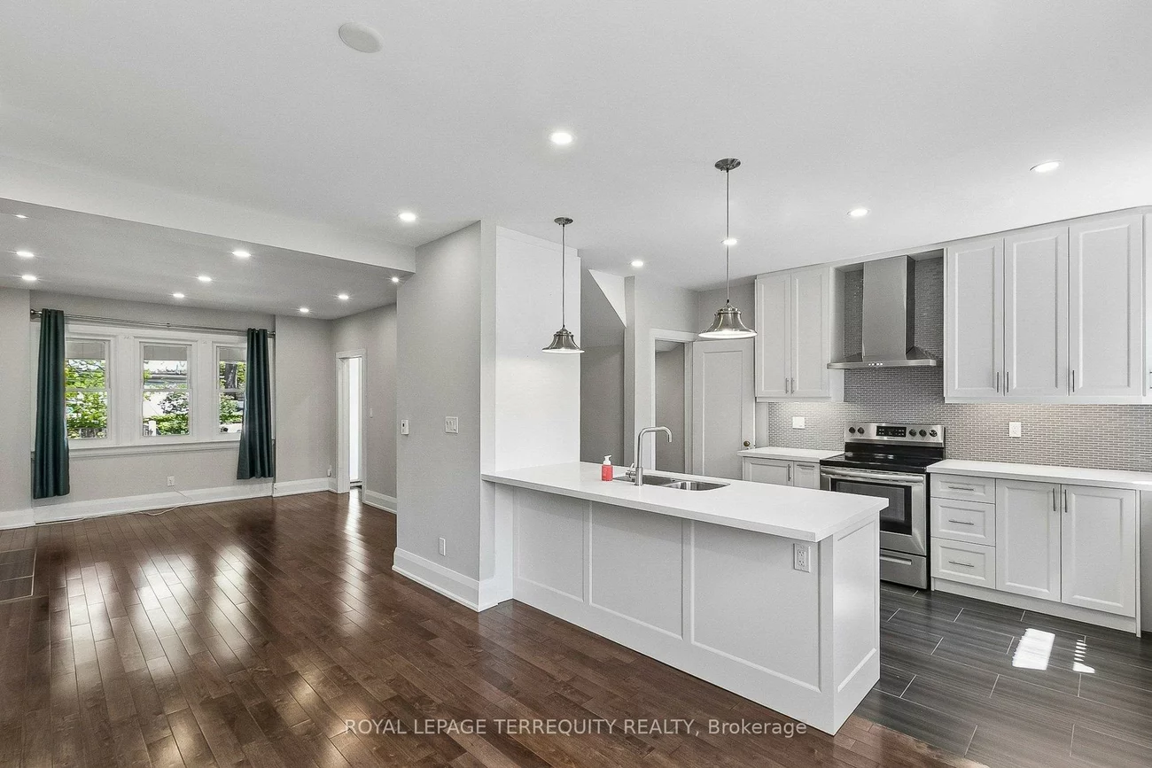 407, Annette, Runnymede-Bloor West Village, Toronto