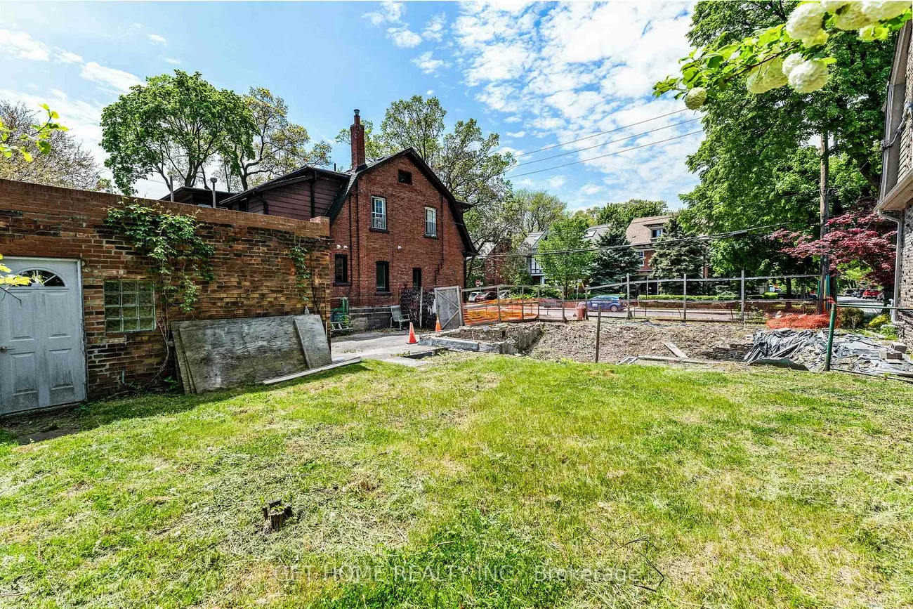 291, Indian, High Park-Swansea, Toronto