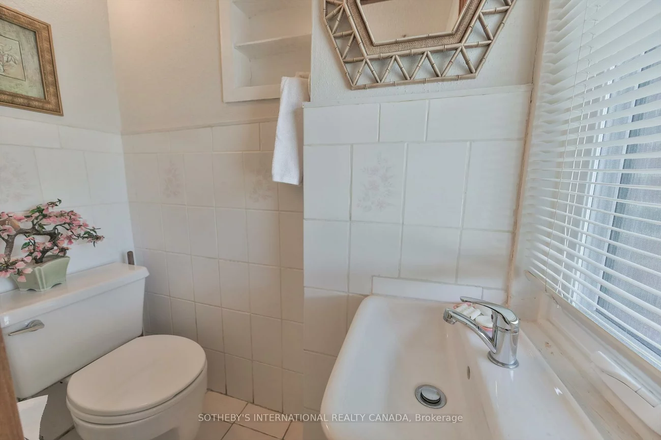 283, Derrydown, York University Heights, Toronto