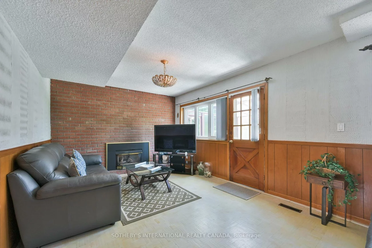 283, Derrydown, York University Heights, Toronto
