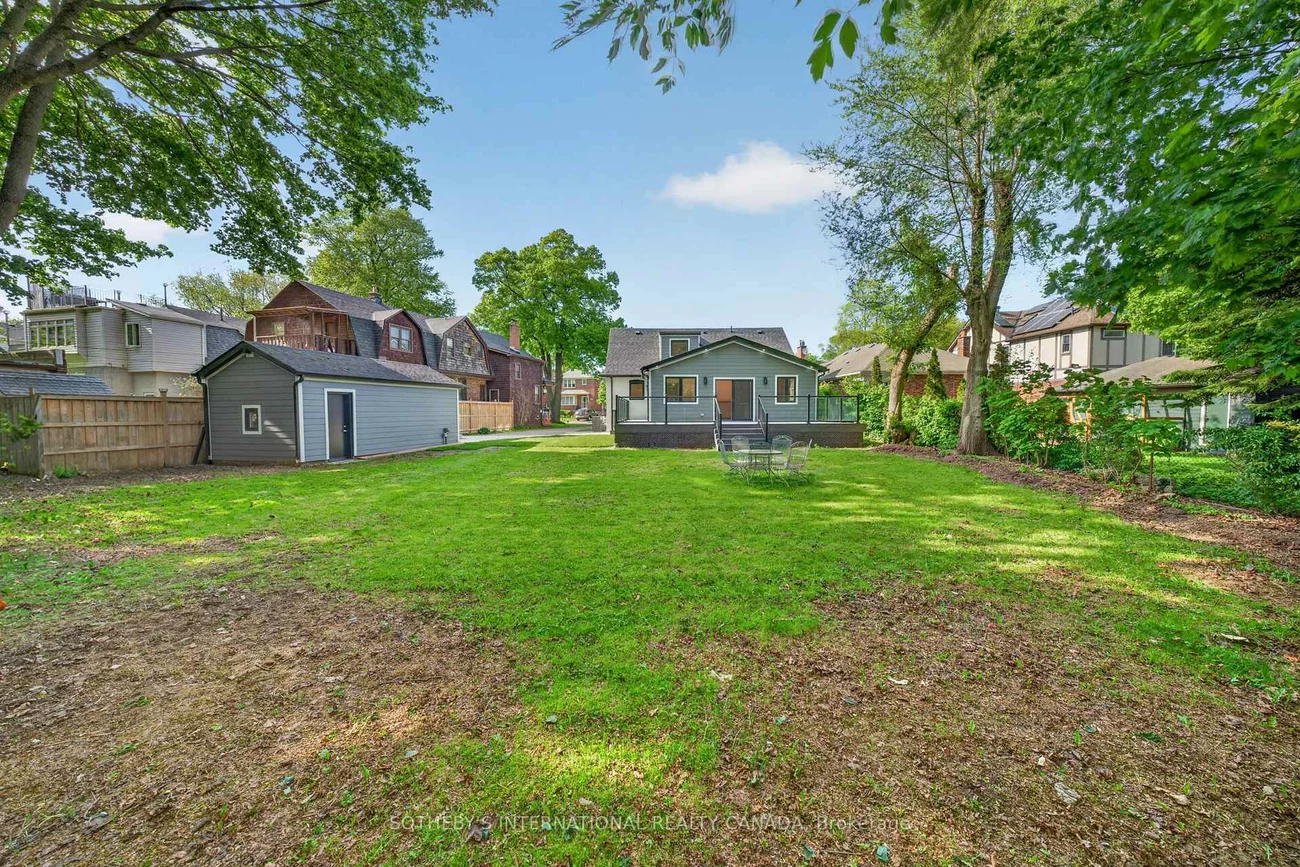 33, Miles, Mimico, Toronto