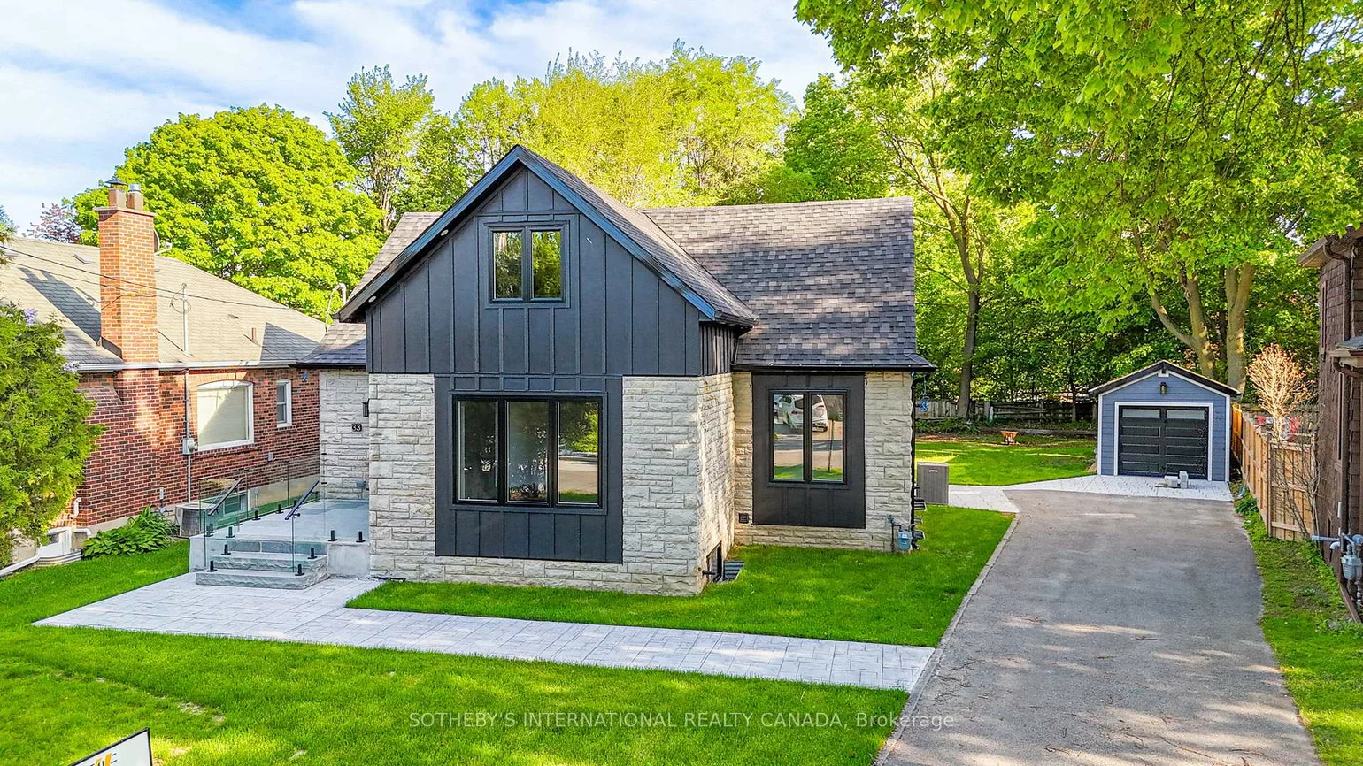 33, Miles, Mimico, Toronto