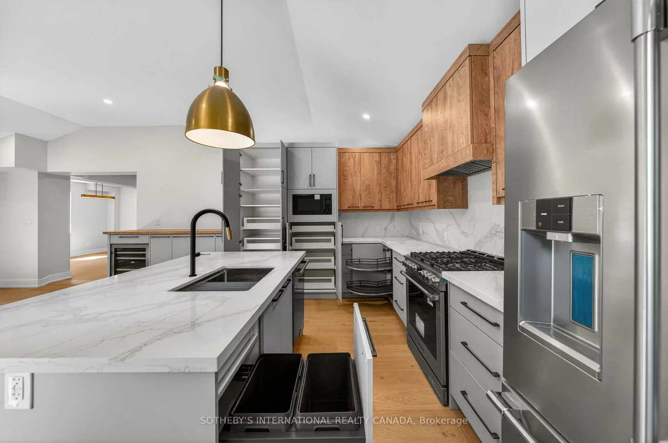 33, Miles, Mimico, Toronto