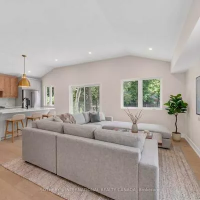 33, Miles, Mimico, Toronto